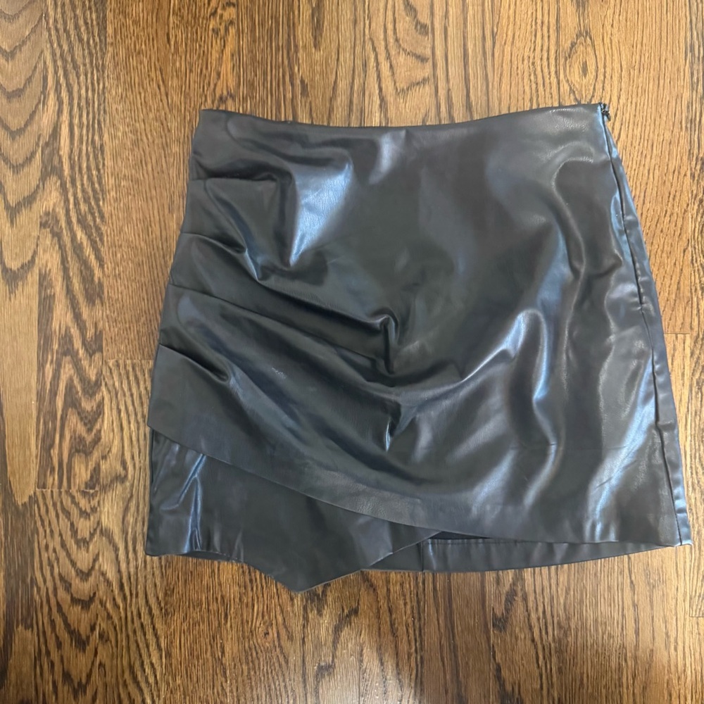 Zara Black Faux Leather Mini Skirt